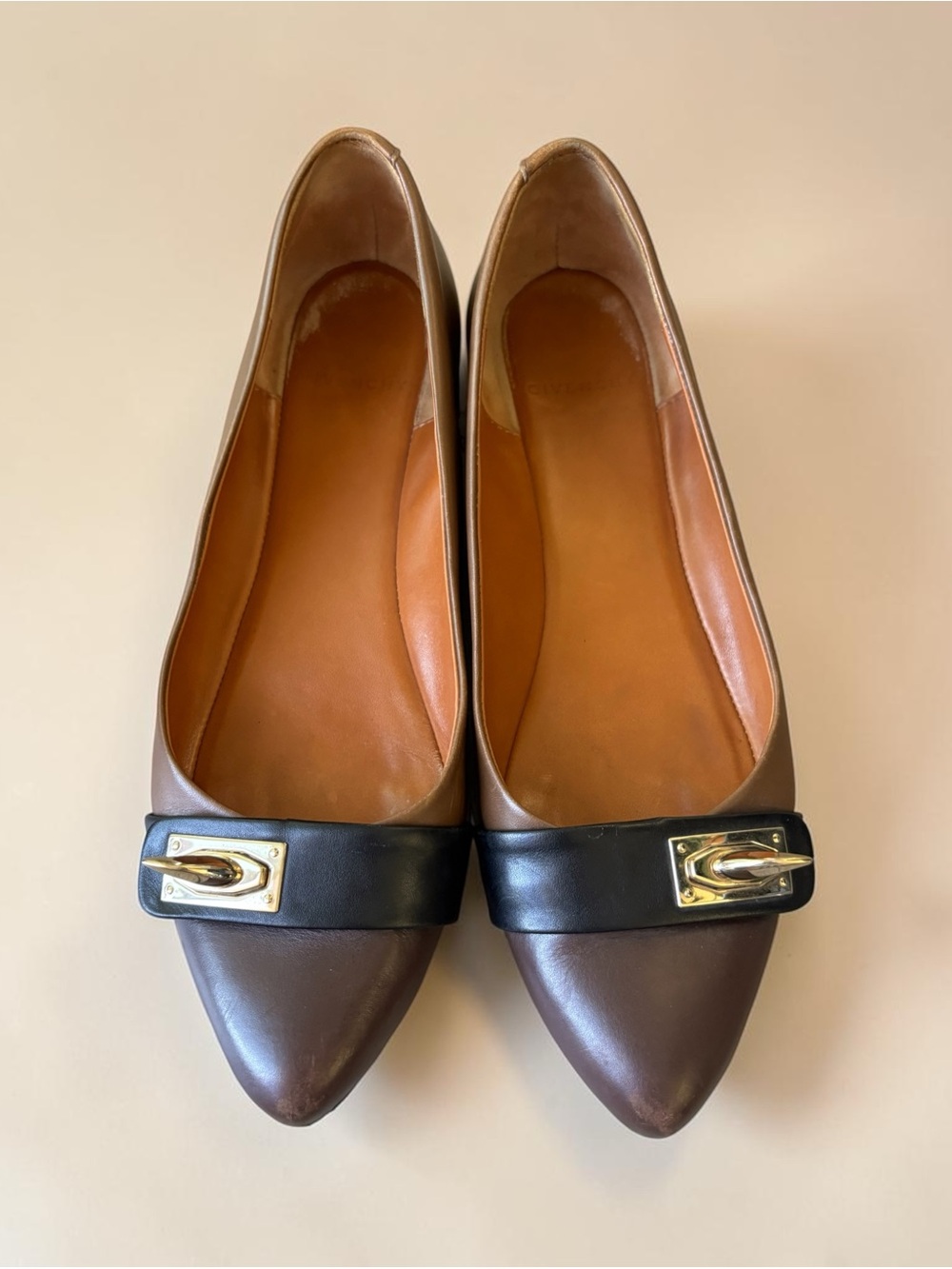 GIVENCHY Brown And Black Shark Tooth Flats